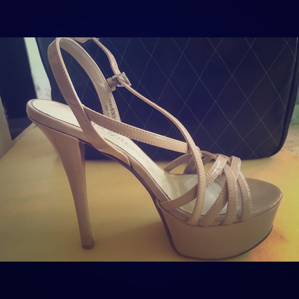 Chinese laundry pumps